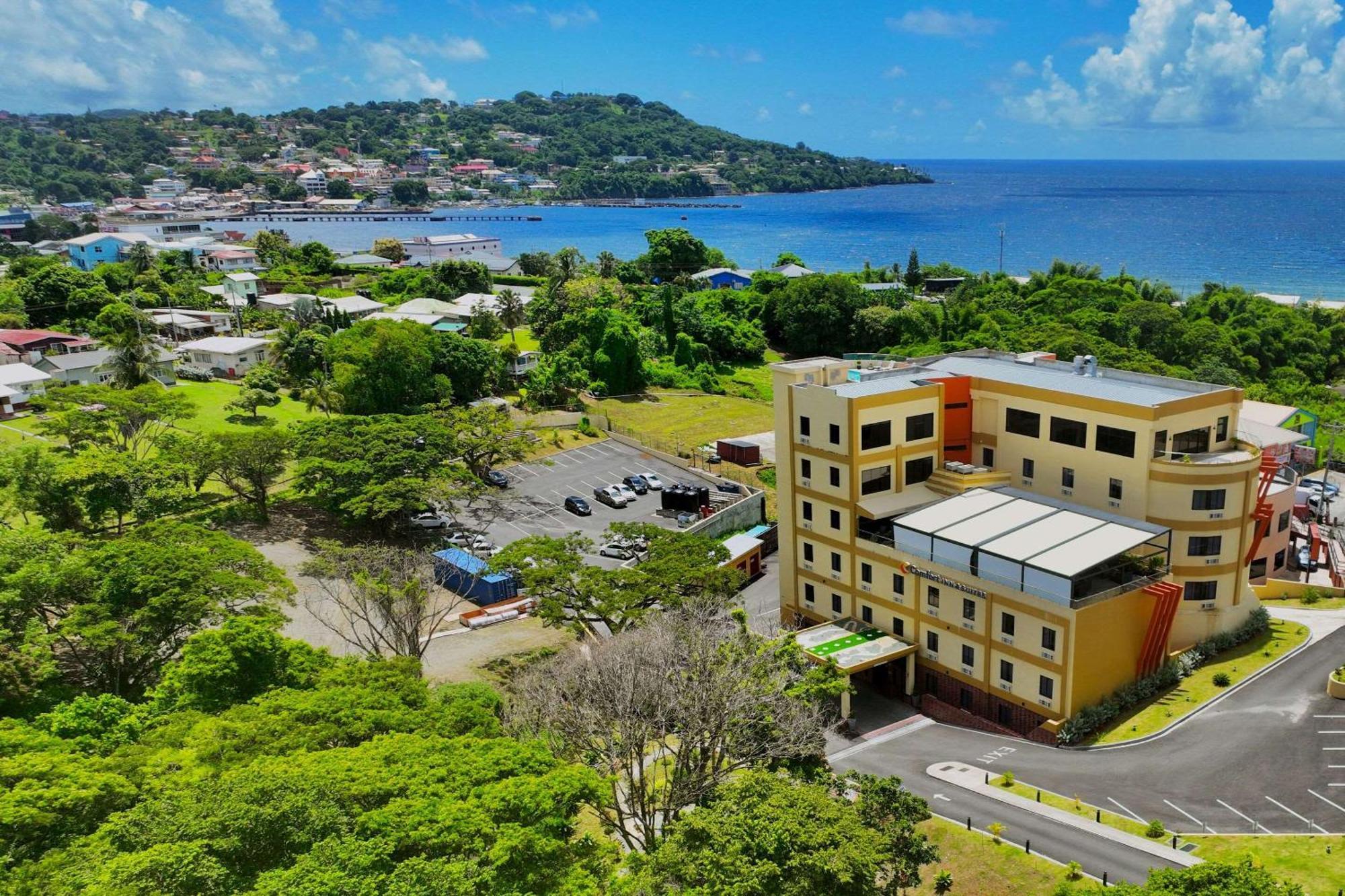 Comfort Inn & Suites Tobago Signal Hill Exterior photo